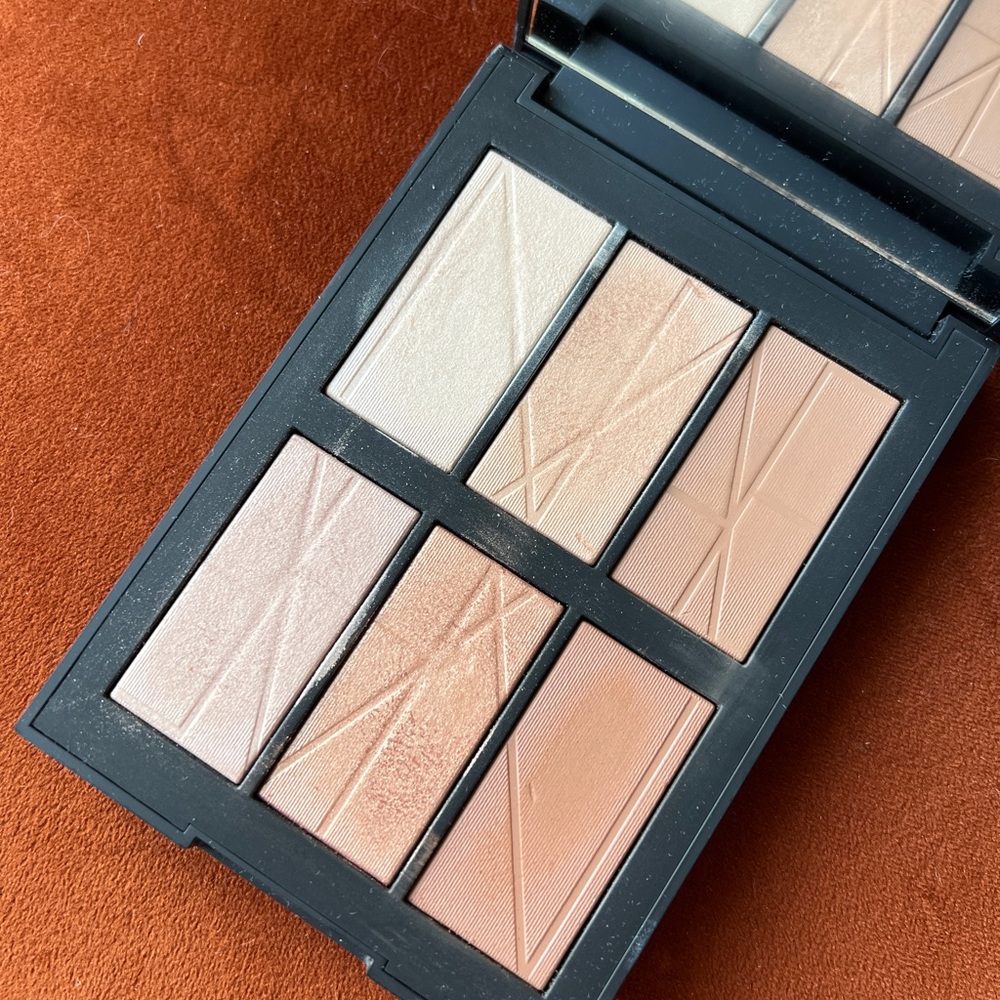 NARS highlight & bronzer powder 6 In one